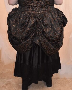 Topping Skirt - Satins